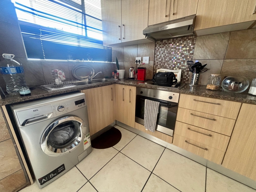 1 Bedroom Property for Sale in Townsend Estate Western Cape